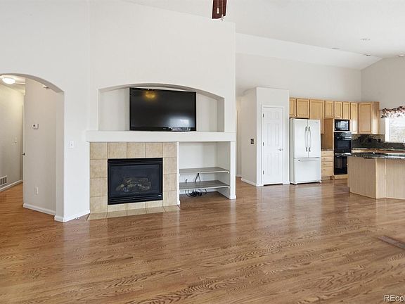 4th image of 16119 E 105th Way