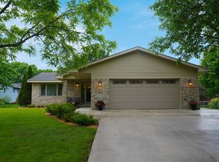 12549 91st Ave N, Maple Grove, MN 55369