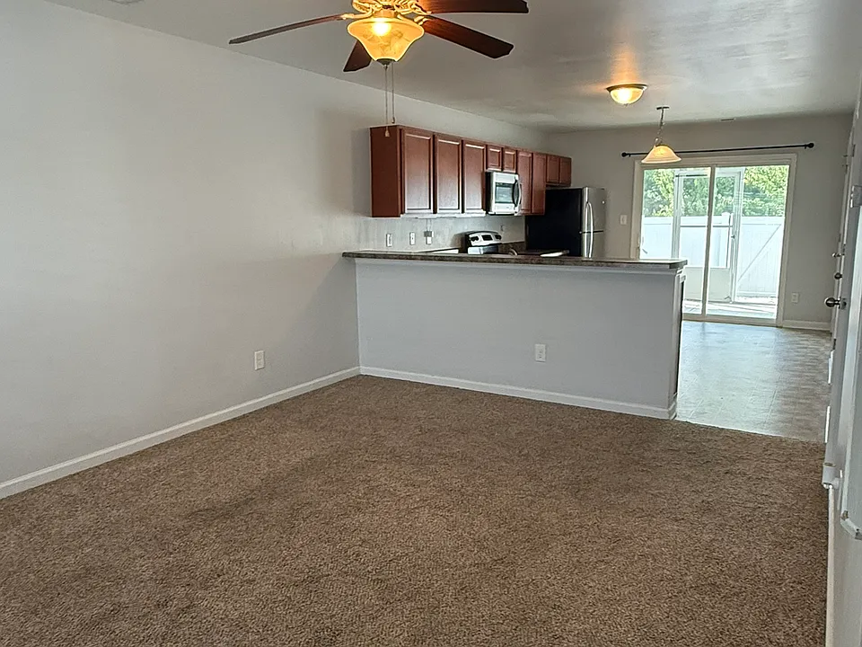 Living Rm