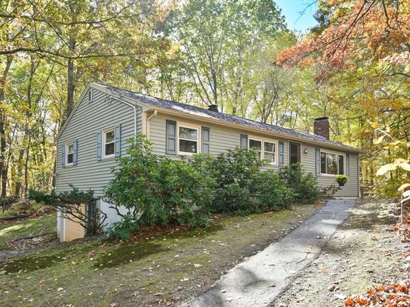 43 Walker Road, Atkinson, NH 03811