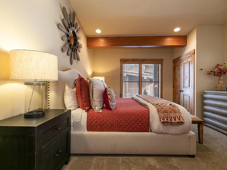 10108 Sagebrush Ct — Photo 14