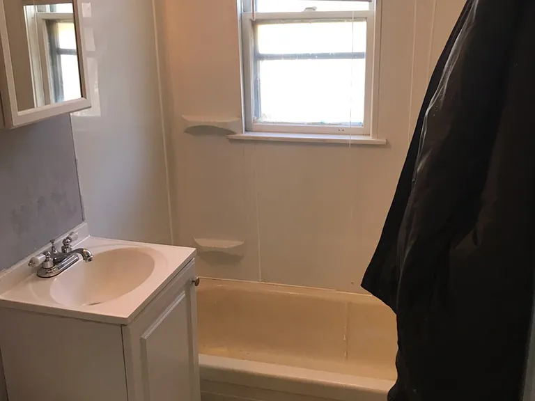 320 Pleasant St #11 — Photo 2