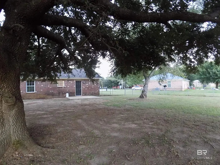 23266 Wilson Dr — Photo 14