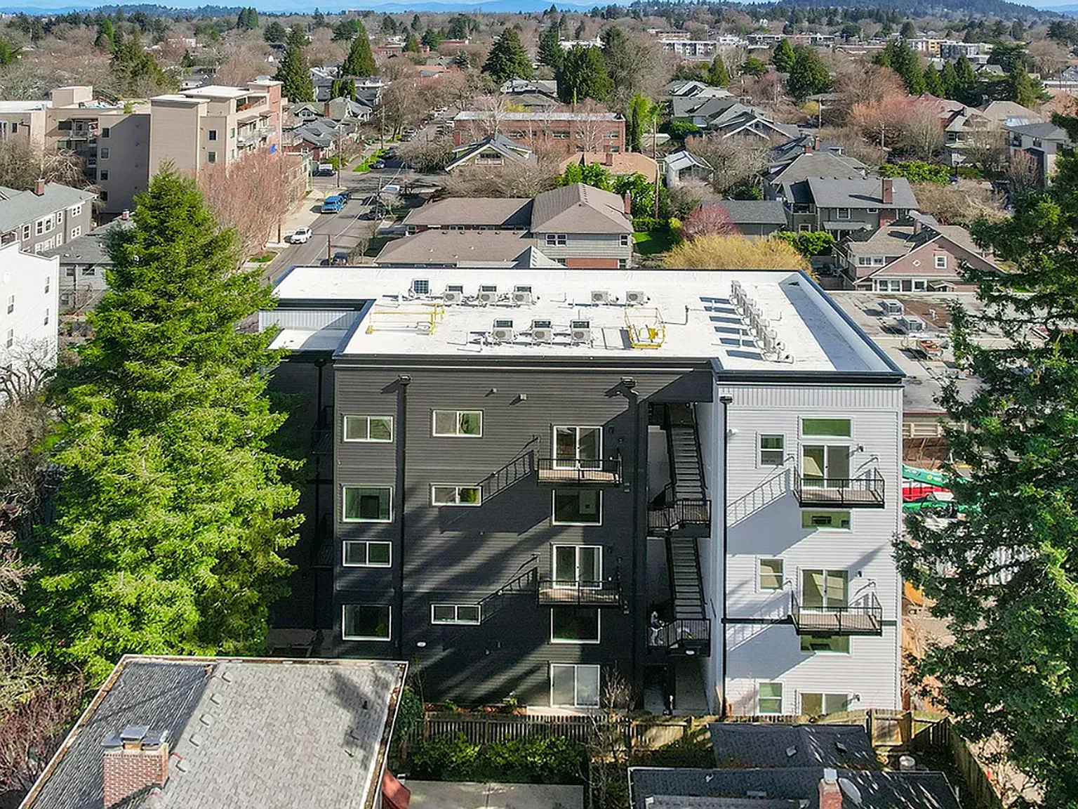 Redwood Lofts and Flats — Photo 3