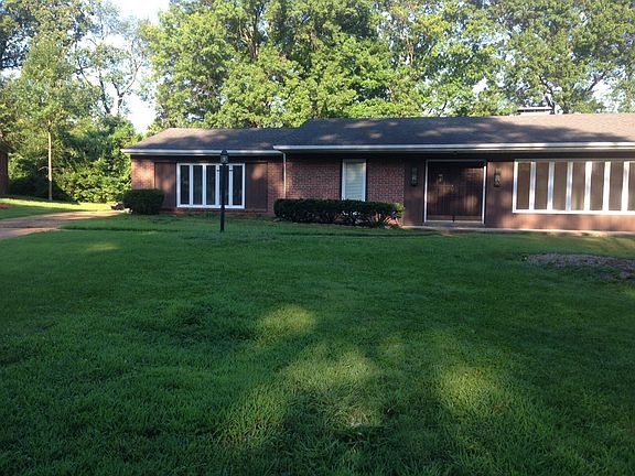 5th image of 1131 Thornwood Dr