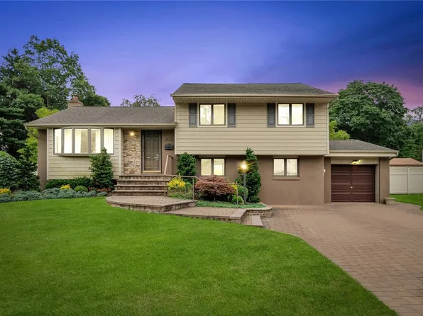 68 Miller Boulevard, Syosset, NY 11791