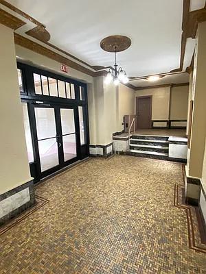 Rented by Voro New York | media 8