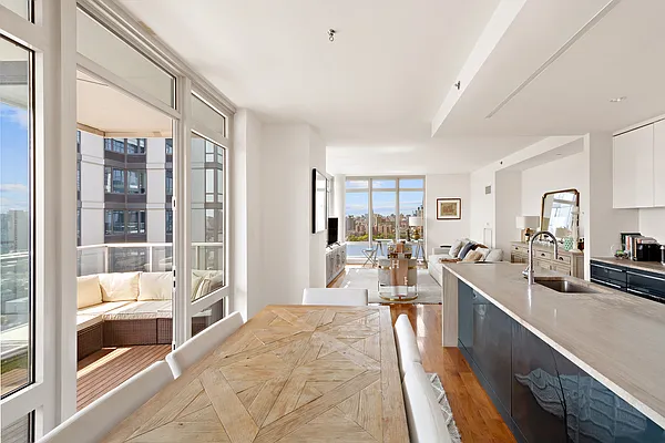 Rented by Corcoran | media 2