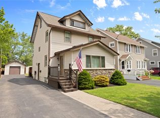 80 Wyndham Rd, Rochester, NY 14612