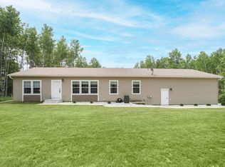 8436 Cedar Crest Loop NW, Walker, MN 56484