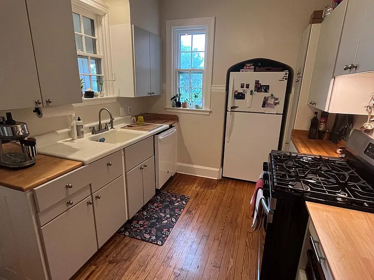 4036 Roland Ave #1 — Photo 12