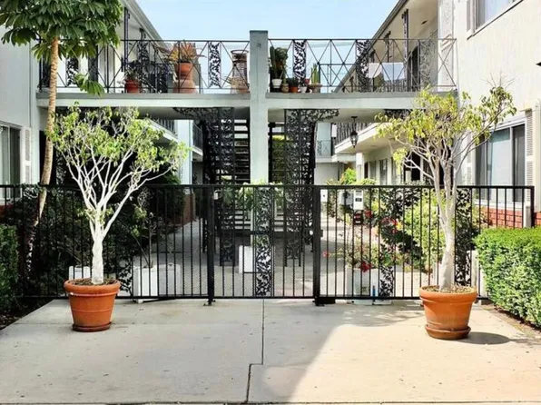 433 Atlantic Ave APT 8, Long Beach, CA 90802