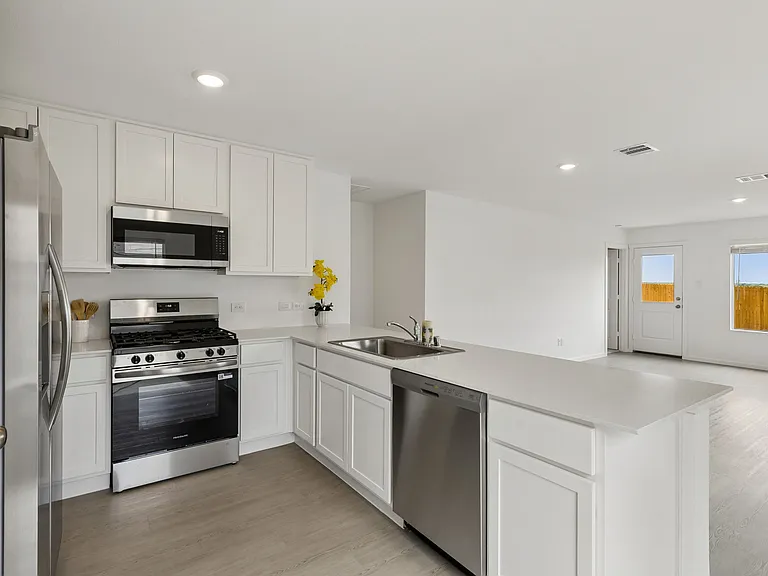 3108 Lynmar Ln — Photo 10