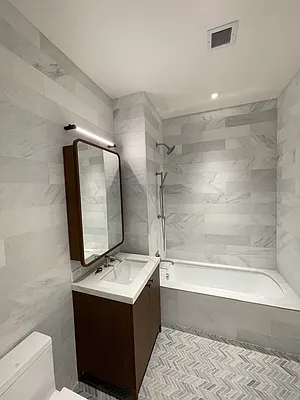 Rented by City Connections Realty | media 4