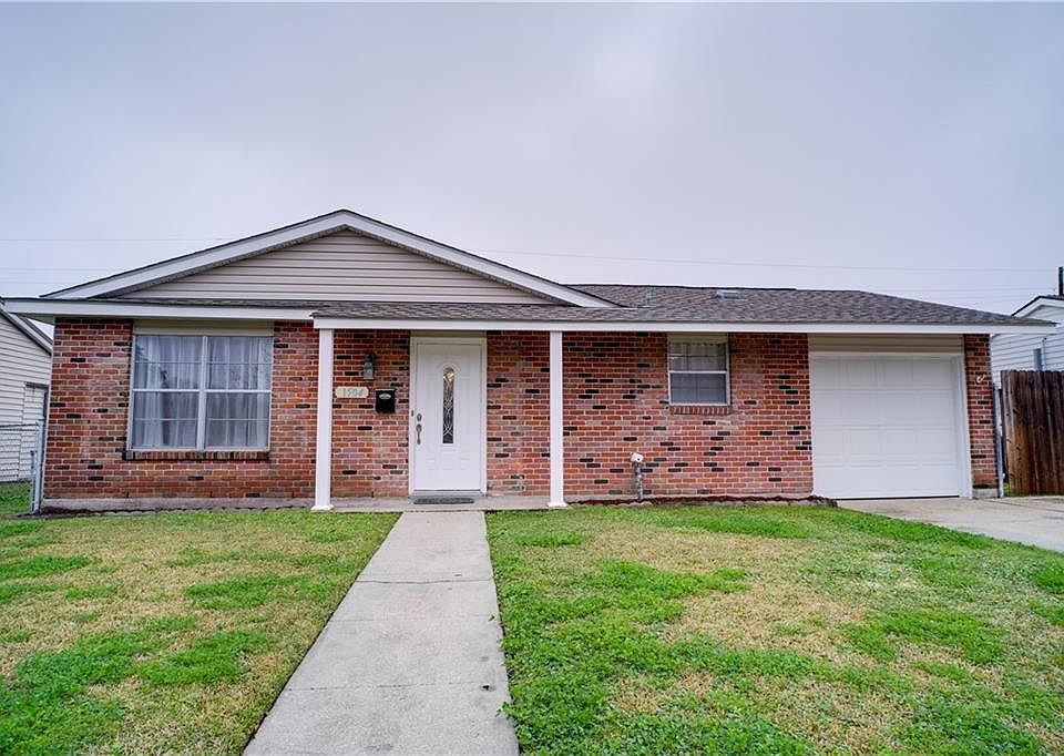 1st image of 1504 Carrollwood Dr