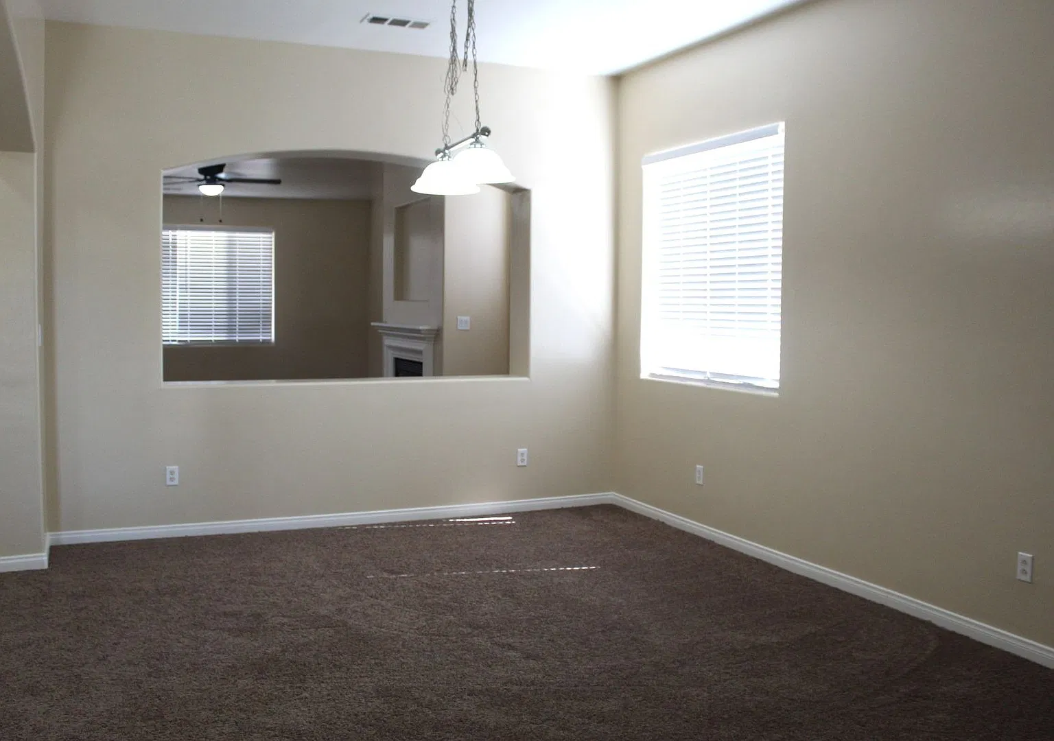 Great Home Southwest Lots of Room! — Photo 3