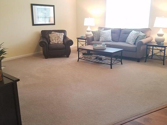 3rd image of 2231 Bloomfield Ave