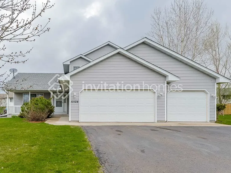 10128 45th Pl NE — Photo 1