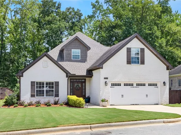 2702 Sophia Ct, Auburn, AL 36830