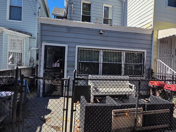 562 Hemlock Street, Brooklyn, NY 11208