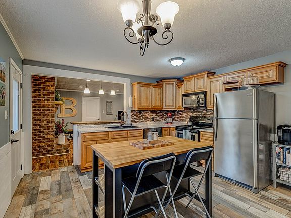 5th image of 4348 Ireland Dr