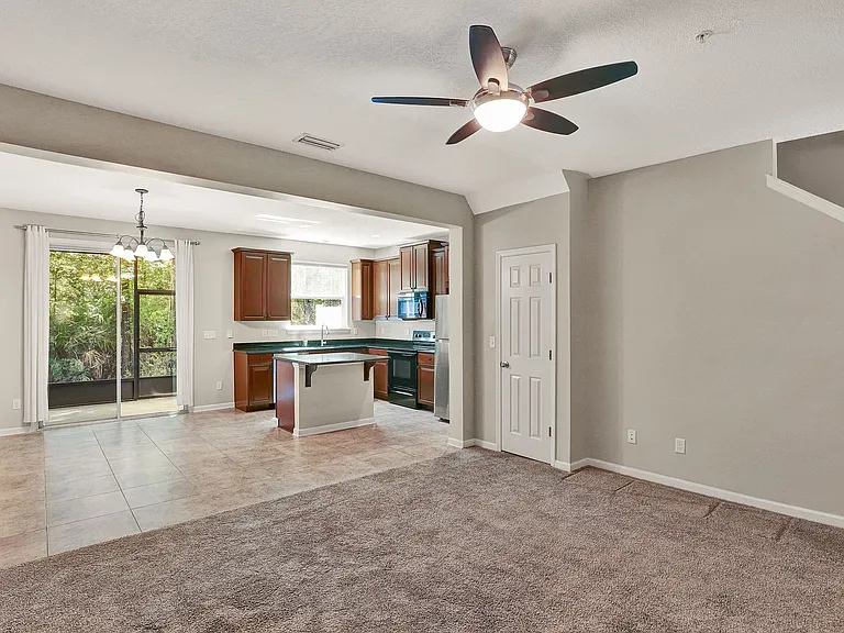 54 Adelanto Ave — Photo 5