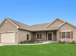 35254 N Knowles Rd, Lake Villa, IL 60046