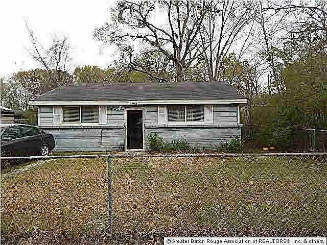1st image of 39226 Cambre Rd