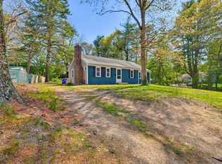 9 Scraggy Neck Road Ext, Bourne, MA 02532