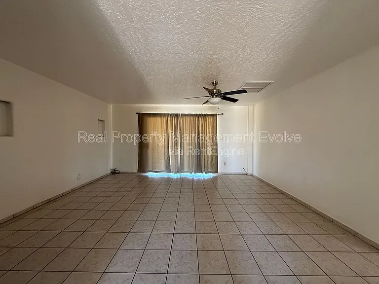 4021 W Berridge Ln — Photo 3