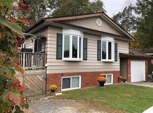 8 Gouldie St, Huntsville, ON P1H1M5