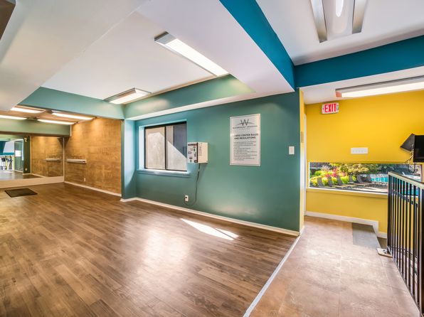 807 Cross Creek Dr #21-12345M