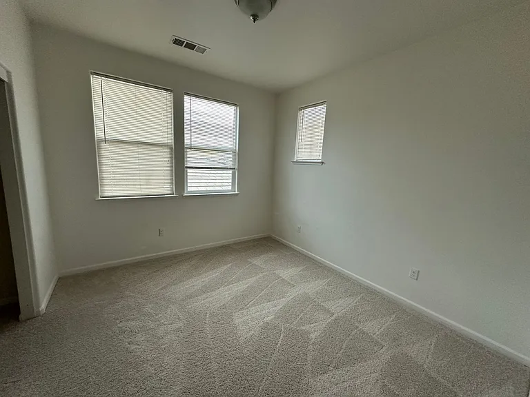 1858 Sierra Rd — Photo 16