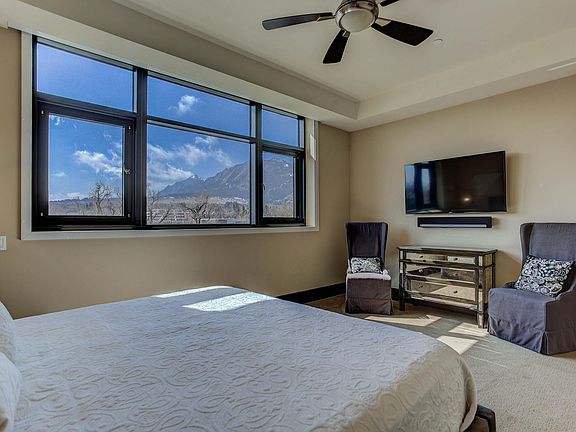 4th image of 1077 Canyon Blvd Unit 302