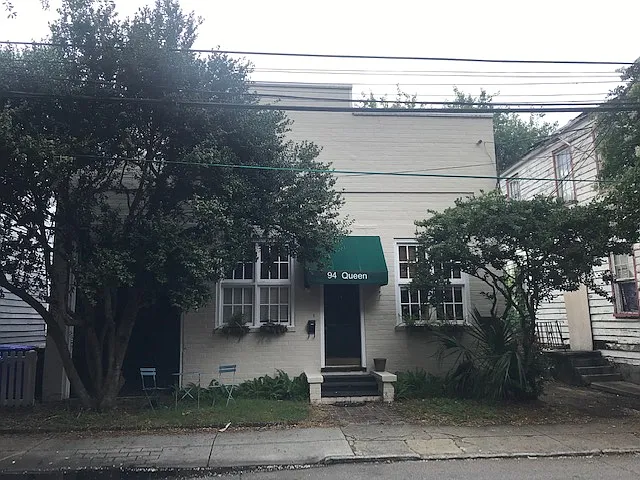 94 Queen St #D