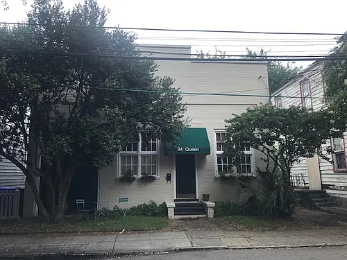 94 Queen St #D Photo 1
