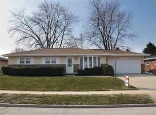 2807 Coventry Ct, Bloomington, IL 61704