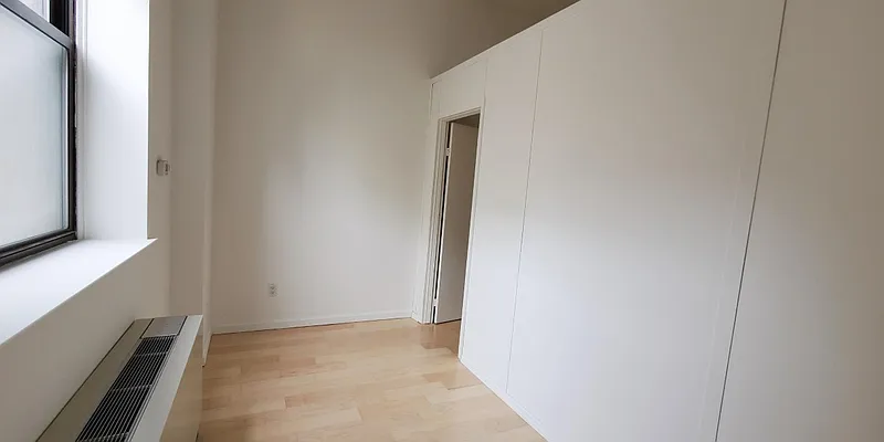 Rented by New York Residence | media 29