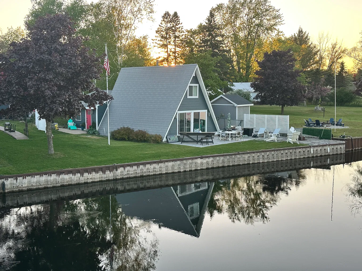 3 bed, 1100 sqft, $2,700 — Photo 4