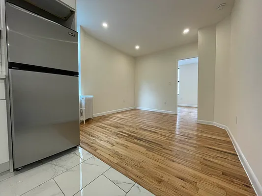 Rented by HOLTON REAL ESTATE INC. | media 18