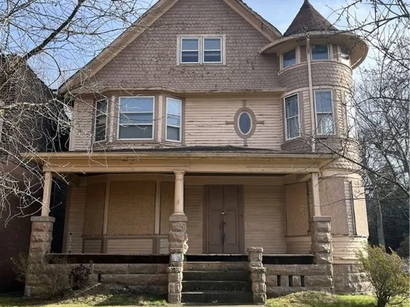 8023 Detroit Ave, Cleveland, OH 44102