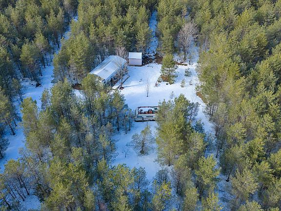 3rd image of 23444 Faylor Rd