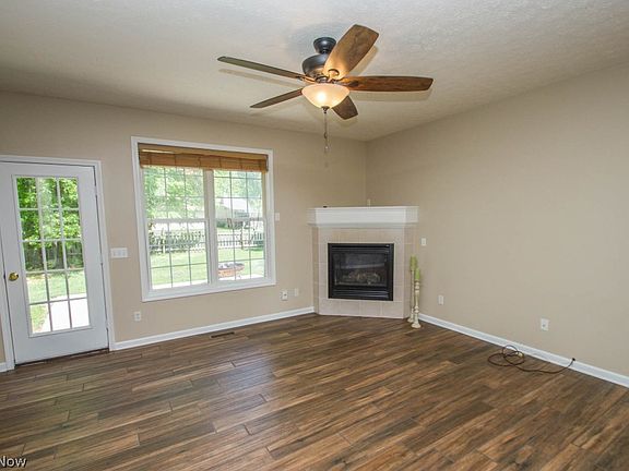5th image of 22290 Country Meadows Ln