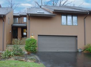 67 Sullivan Dr, West Orange Twp., NJ 07052