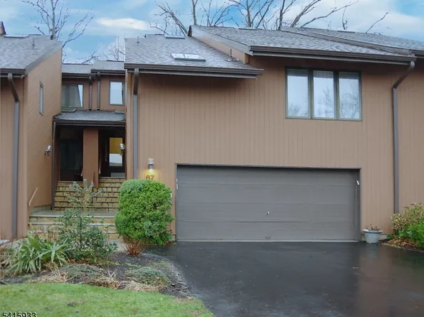 67 Sullivan Dr, West Orange Twp., NJ 07052
