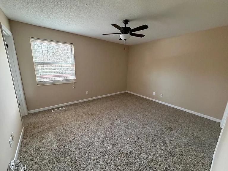 11220 Concord Woods Dr — Photo 11
