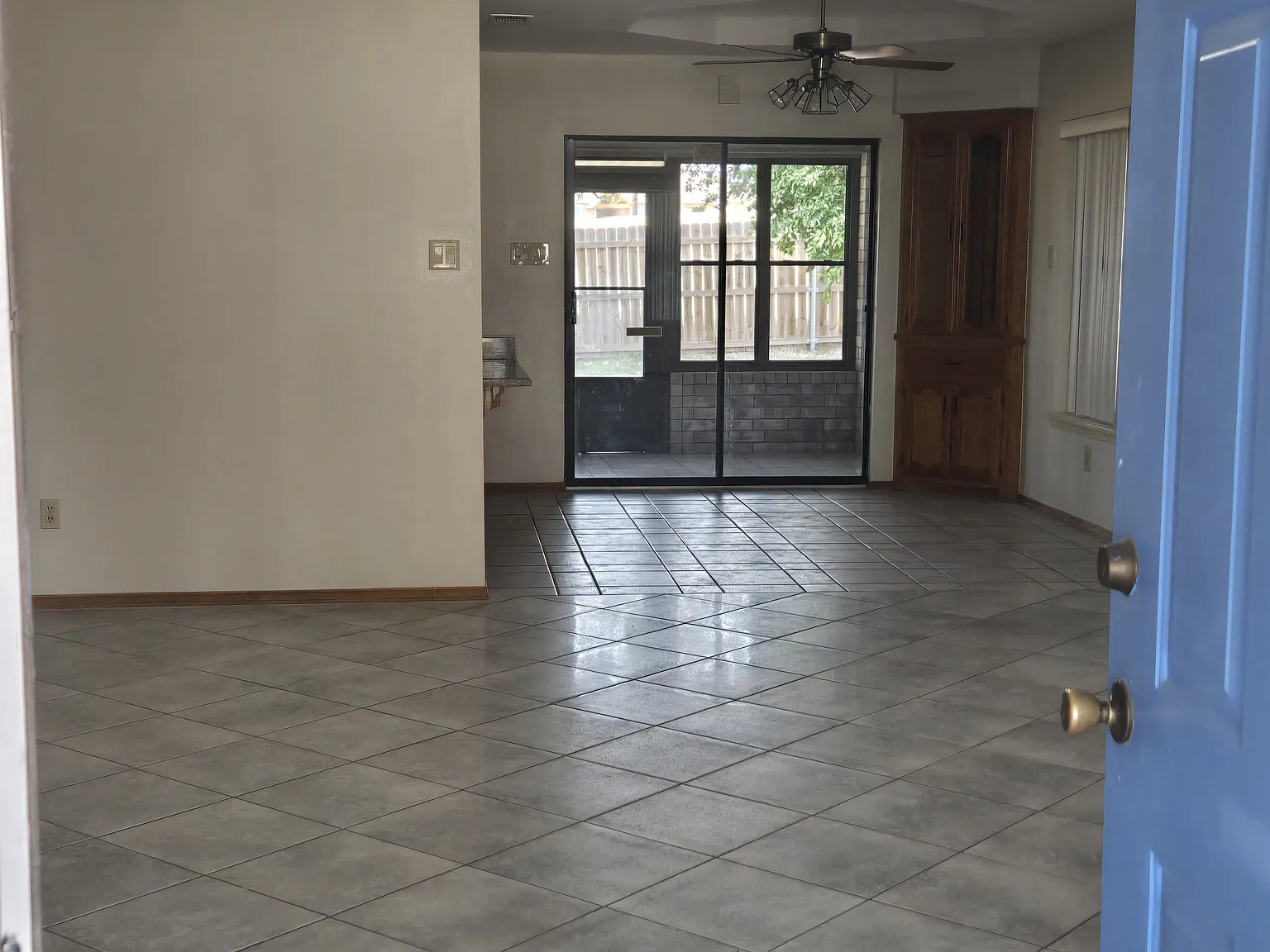 2 bed, 1339 sqft, $1,350 — Photo 3