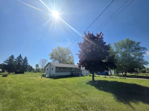 2755 S Sheridan Rd, Stanton, MI 48888