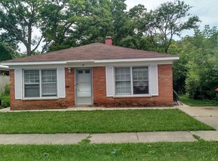 32 E Washington Ave, Lake Bluff, IL