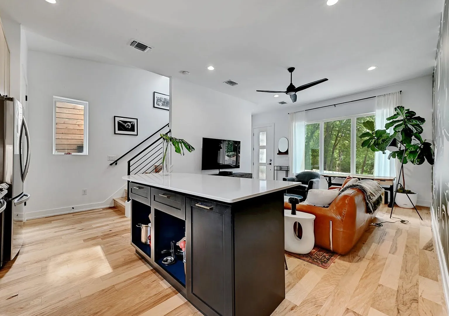 1407 Greenwood Ave #3, Austin, Texas 78721 — Photo 4